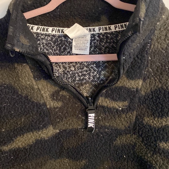 ⭐️2/$10 - Sweater - Picture 3 of 4